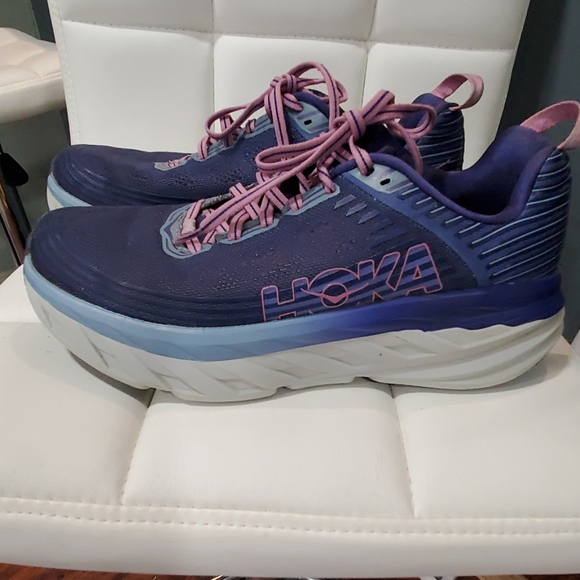 time to fly hoka one one